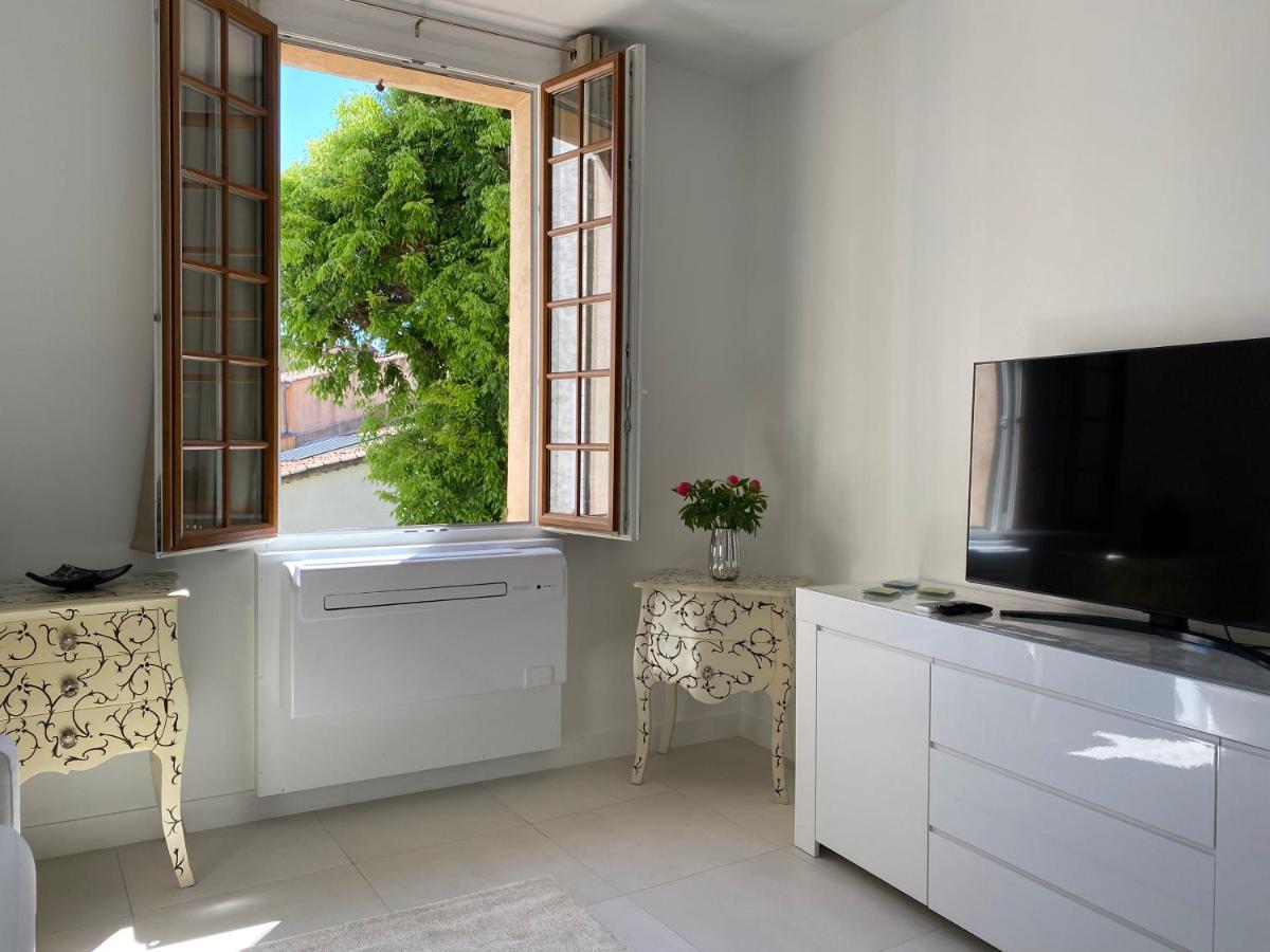 Hello 2 Pieces “Renove Et Climatise “ Vieil Antibes Apartment Bagian luar foto