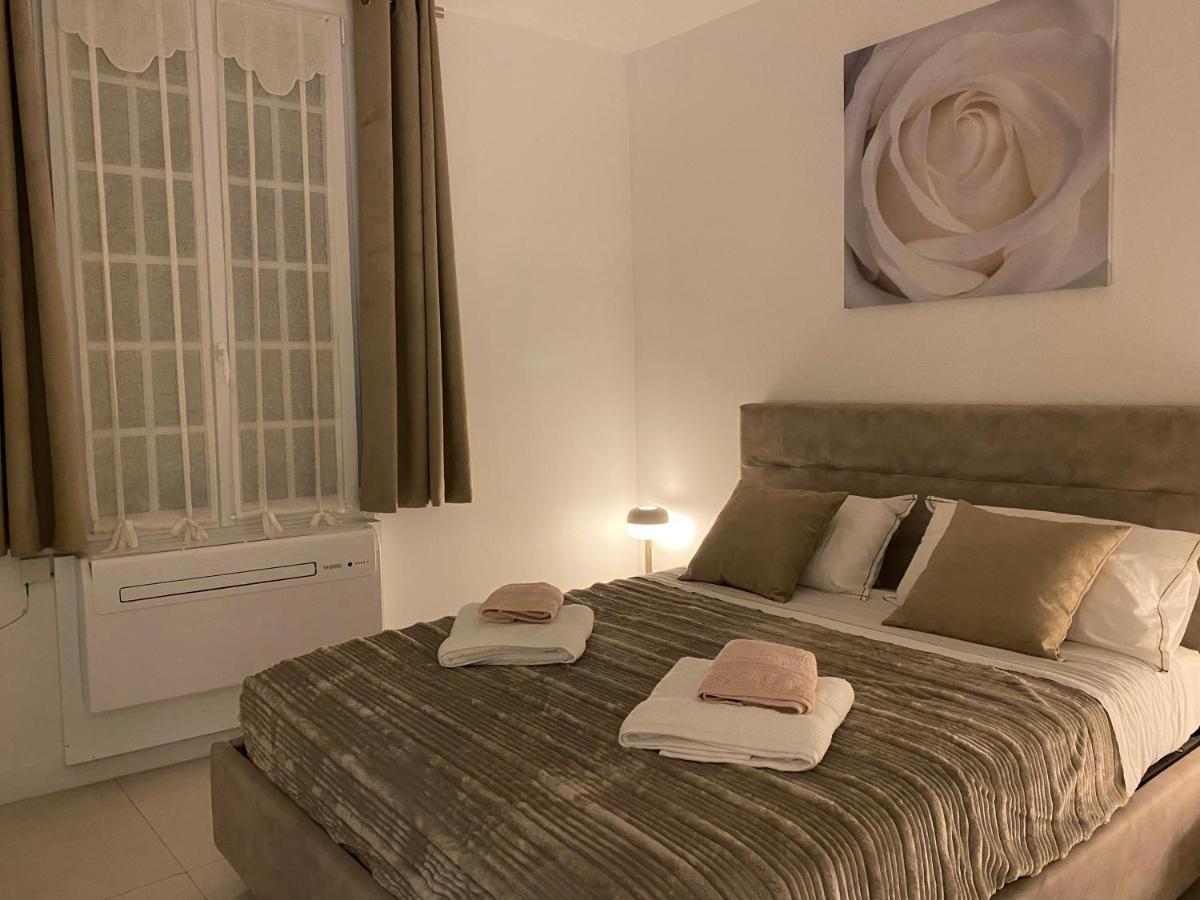 Hello 2 Pieces “Renove Et Climatise “ Vieil Antibes Apartment Bagian luar foto